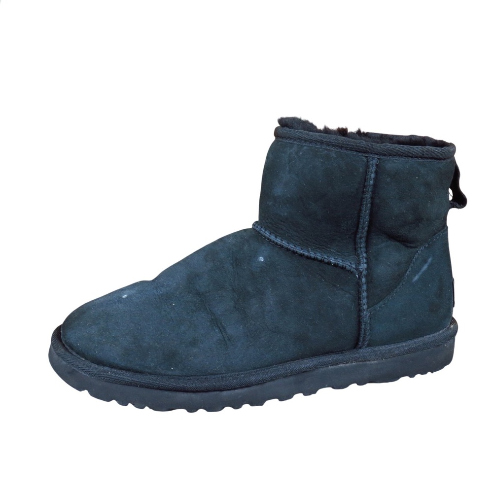 UGG Classic Mini II Women Ankle Boots Size 8 Winter Warmth Black Suede 1016222
